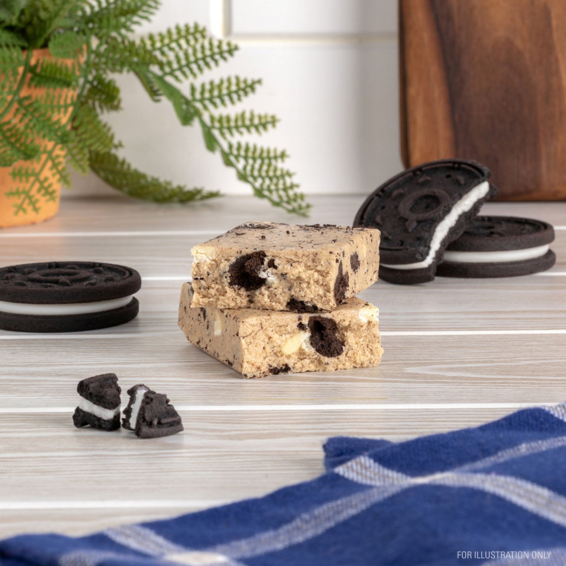 cookies-and-cream-protein-bars-d9 15807_QN_USA_ProteinBar_CAC_InterimAssetUpdate_Digital_Tabletop1.jpg
