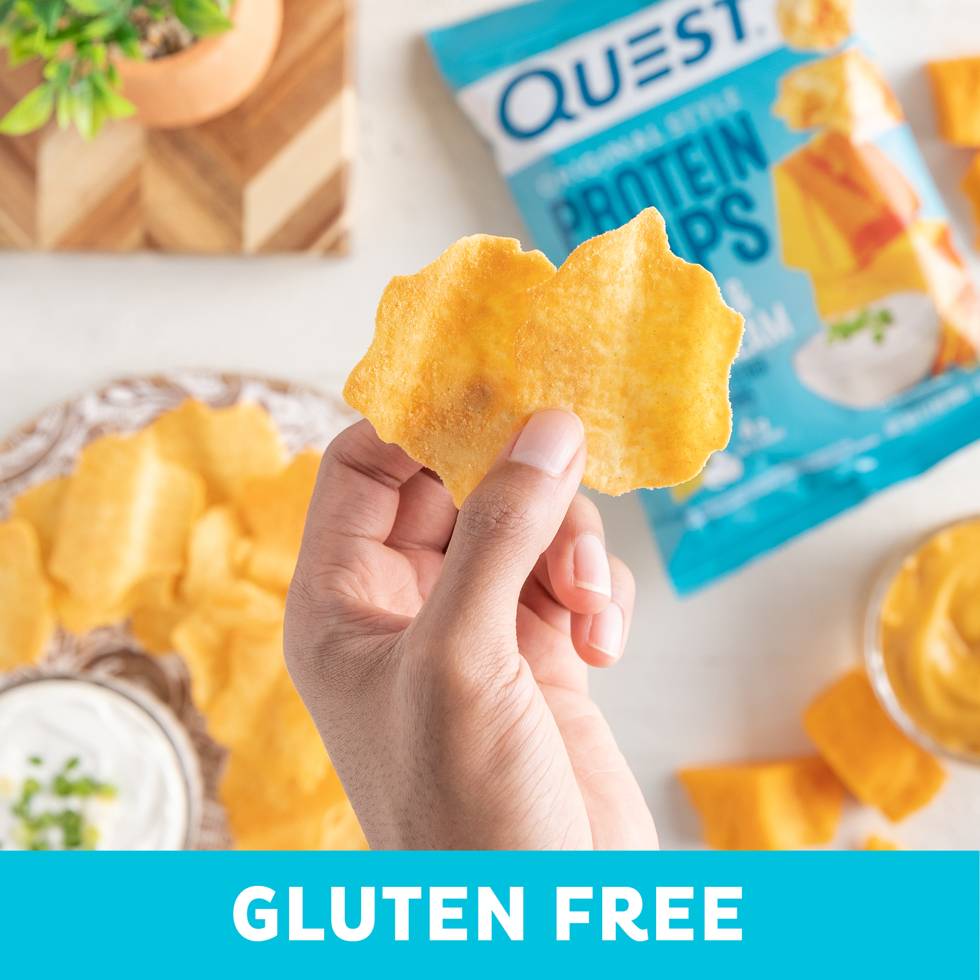 cheddar-and-sour-cream-original-style-protein-chips-z2 qst-000296_cheddar-_-sour-cream-original-style-protein-chips_7.2.png