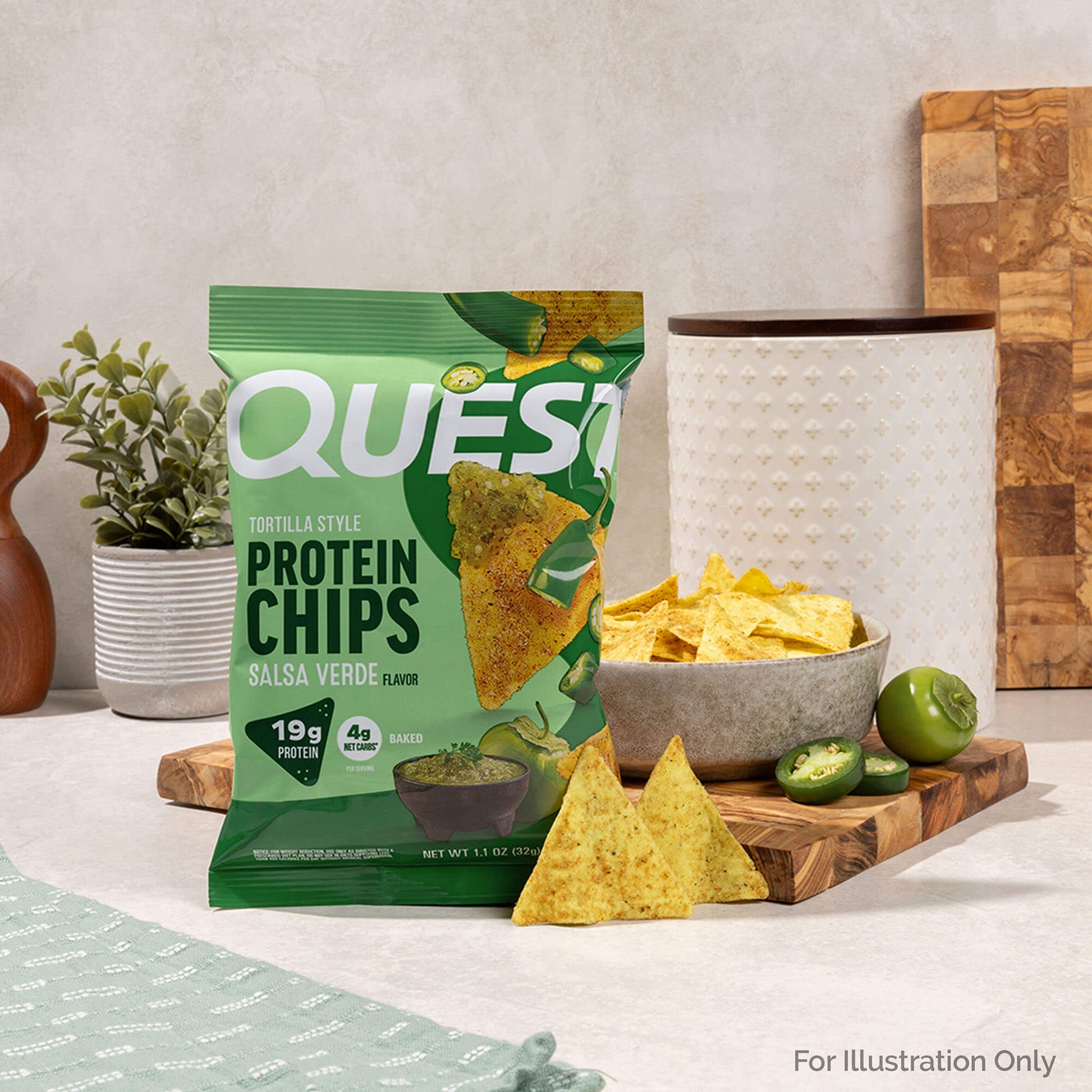 salsa-verde-tortilla-style-protein-chips-z4 qst-016419-salsa-verde-tortilla-style-protein-chips_5.jpg